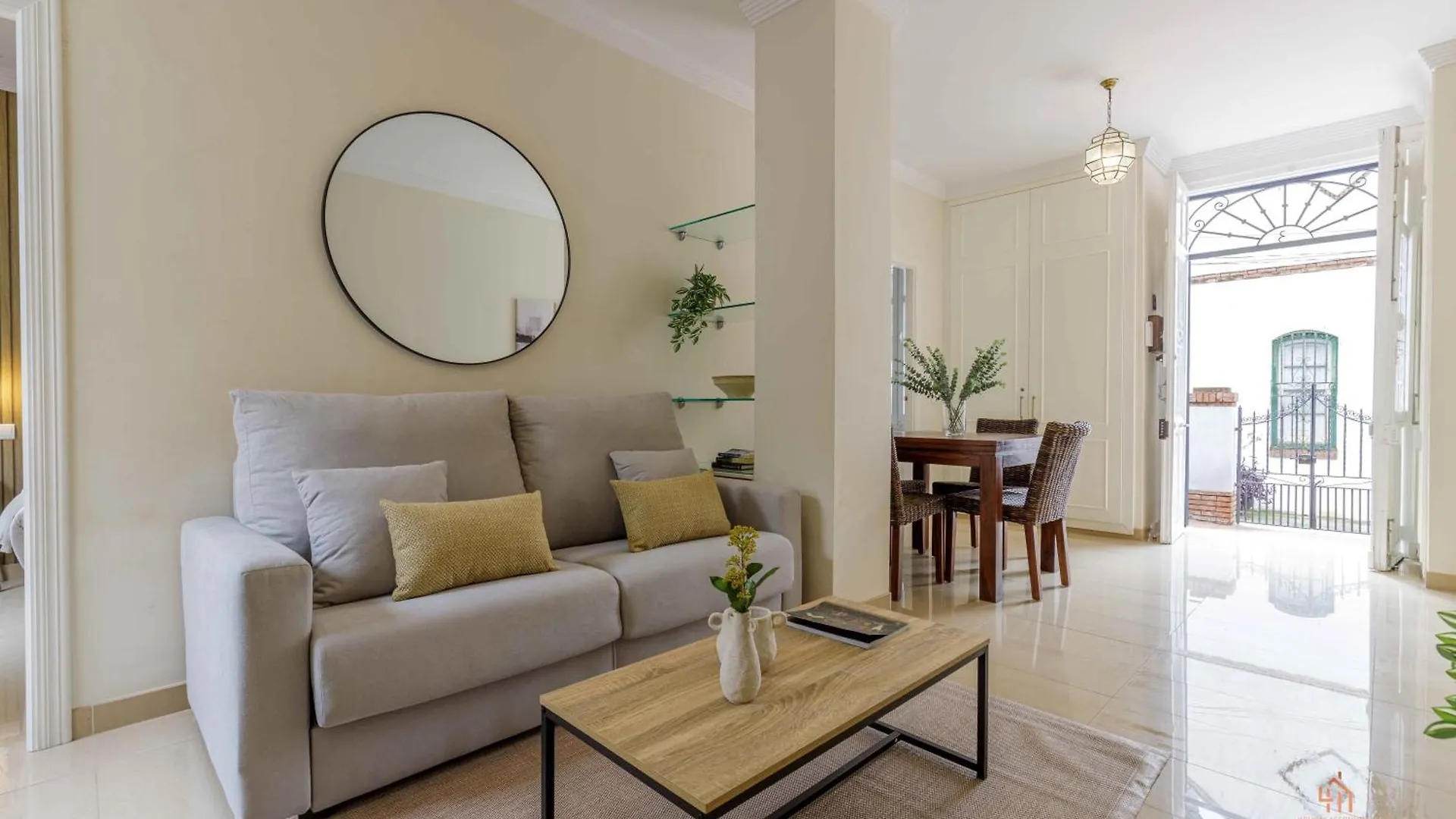 Living4Malaga Ocean Glow location